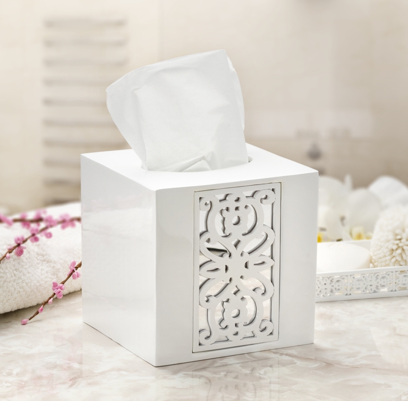 White Mirror Janette Bath Accessory