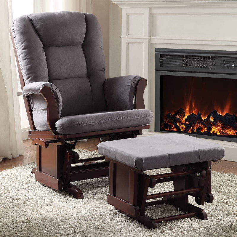 Traditional Glider Chair with Understated Design