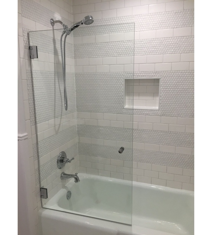 34" W x 58" H Frameless Tub Door