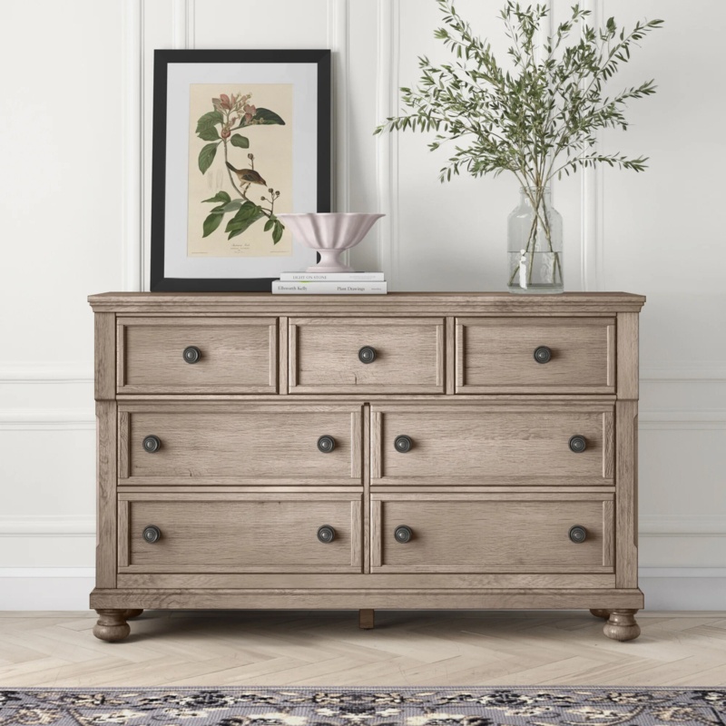 Alek 7 - Drawer Dresser