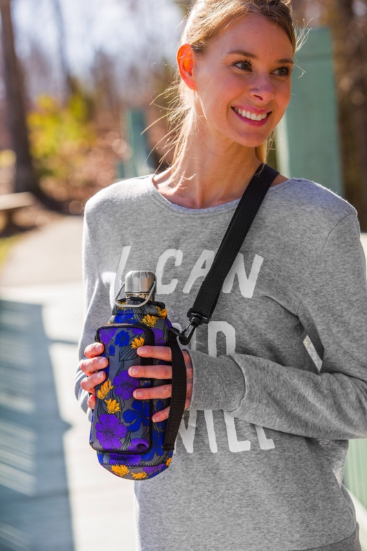 Floral Sketch Neoprene Bottle Carrier