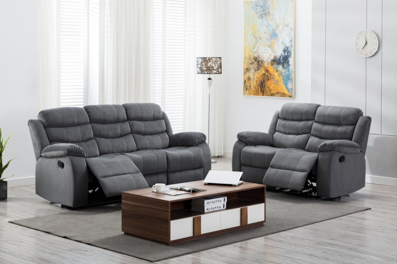 Januari 2 Piece Reclining Living Room Set