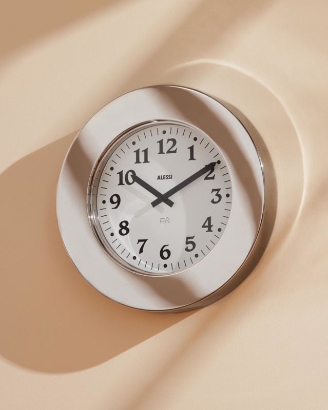 Momento 15.75" Wall Clock