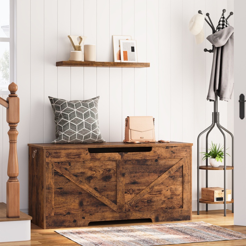 Aadrian 39.4'' W Storage Bench with Flip Top Blanket Chest