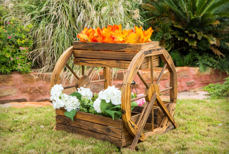 Aldridge Wood Outdoor Statue Planter