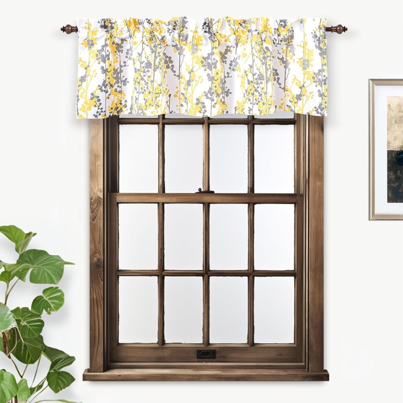 Anadelia 52" Window Valance