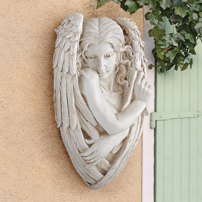 Angels & Cherubs Wall Decor