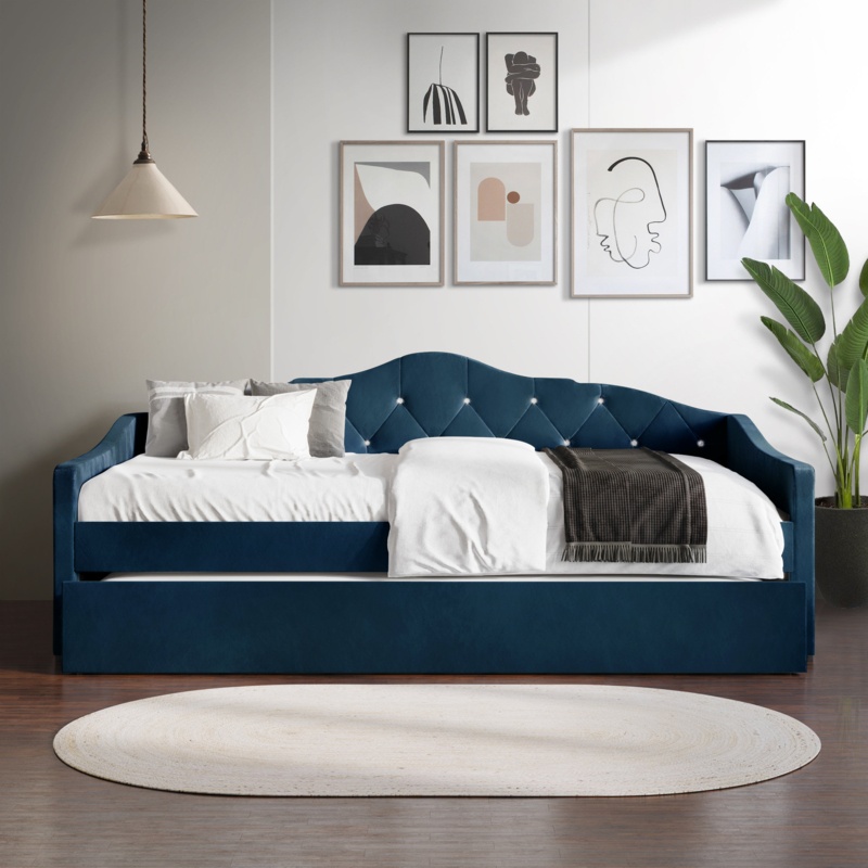 Caitronia Upholstered Daybed with Trundle