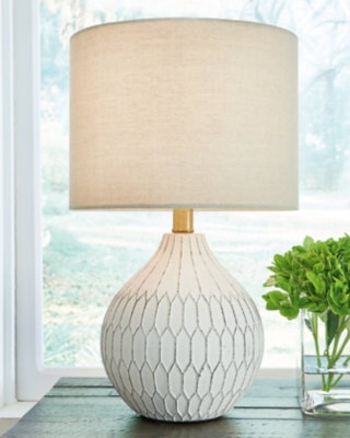 Chicoine Ceramic Table Lamp
