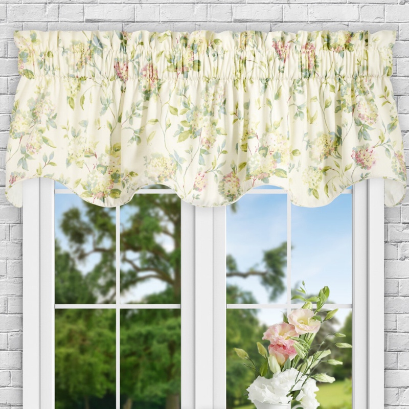 Erie Floral Scalloped 70" Window Valance