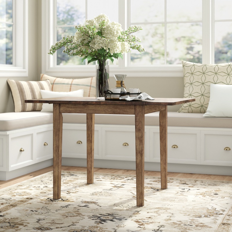 Esporta Extendable Dining Table