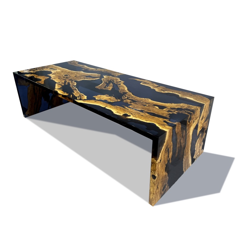 Feronia Dining Table