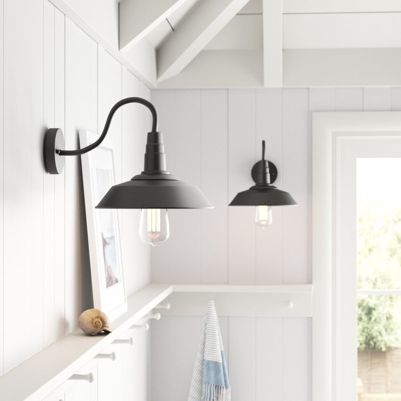 Harlow Iron Barn Light