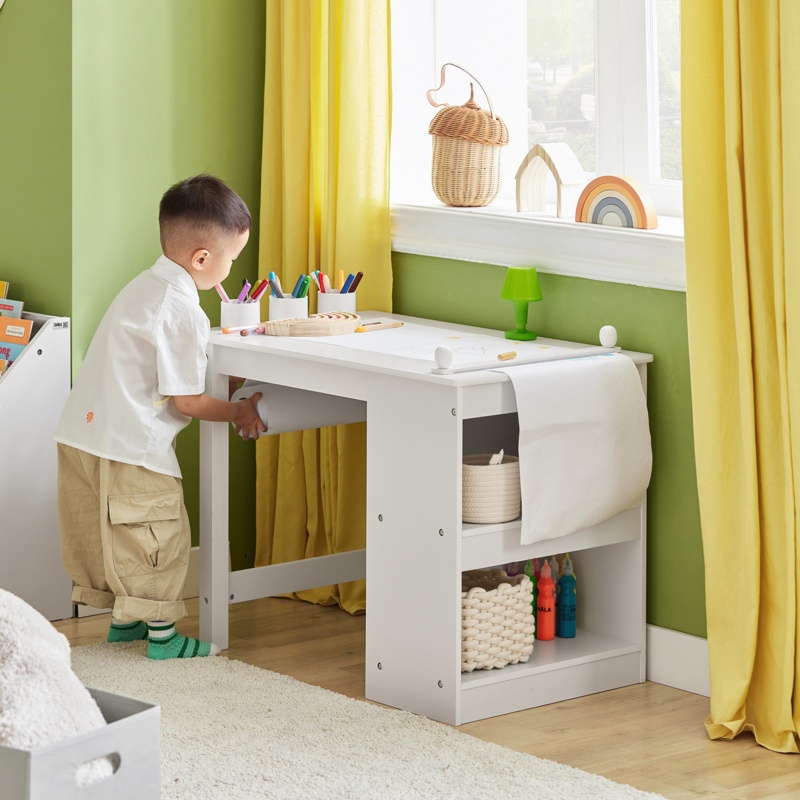 Ilarie Kids 2 Piece Arts And Crafts Table and Chair Set