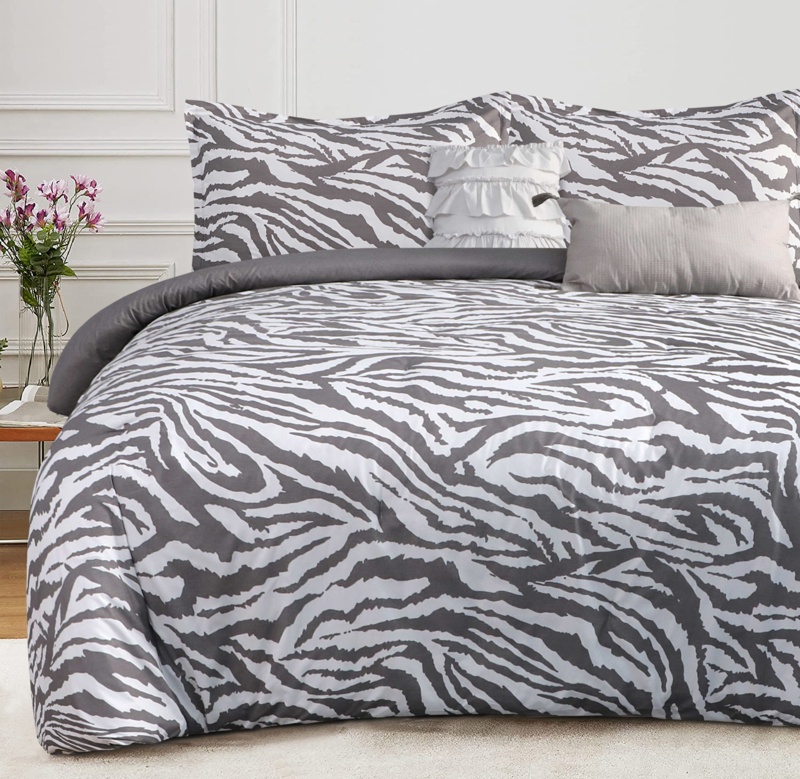 Kashi Microfiber Comforter Set