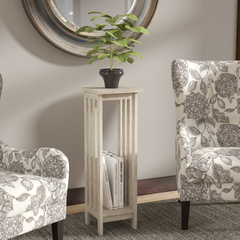 Lynn Plant Stand