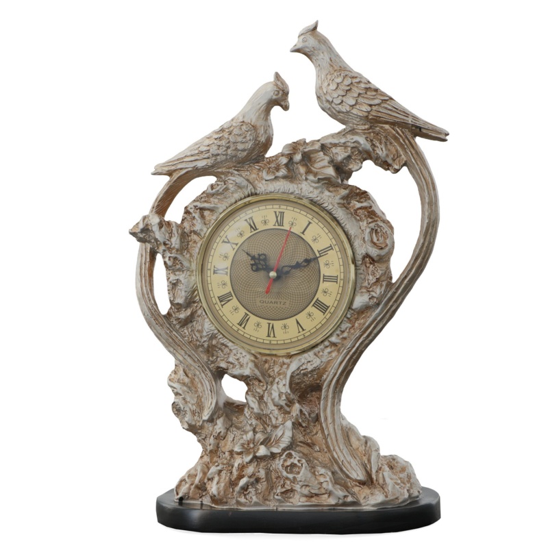 Numerical Resin Quartz Tabletop Clock in Gold