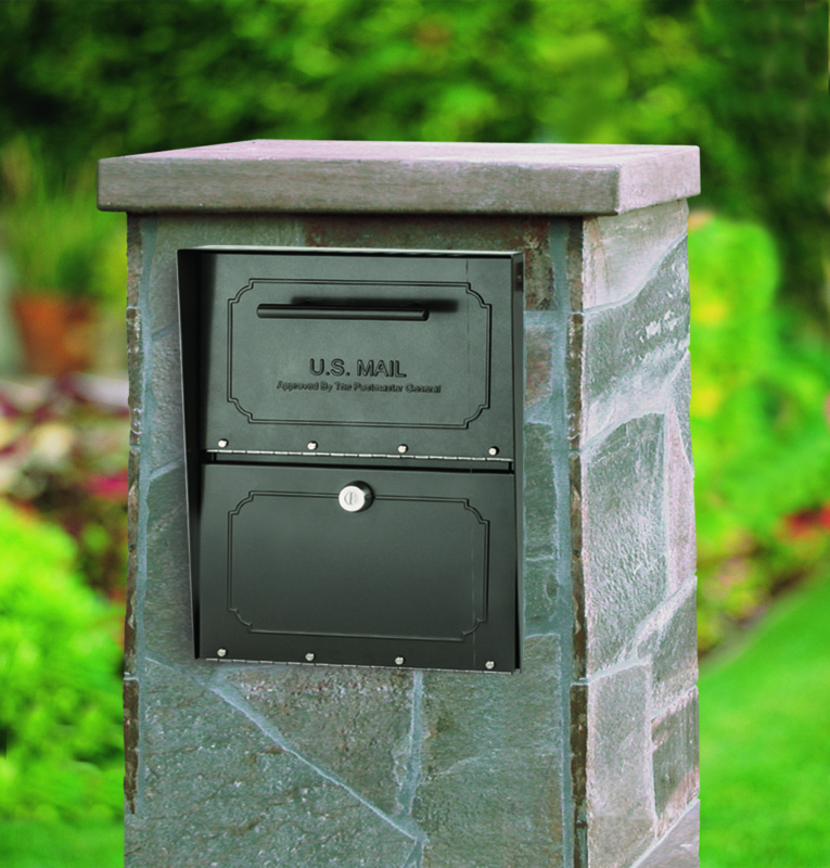 Oasis Classic Steel Post Mounted Mailbox with Magnetic Closure
