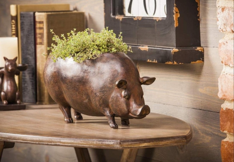 Rebecca Pig Polystone Indoor/Outdoor Statue Planter