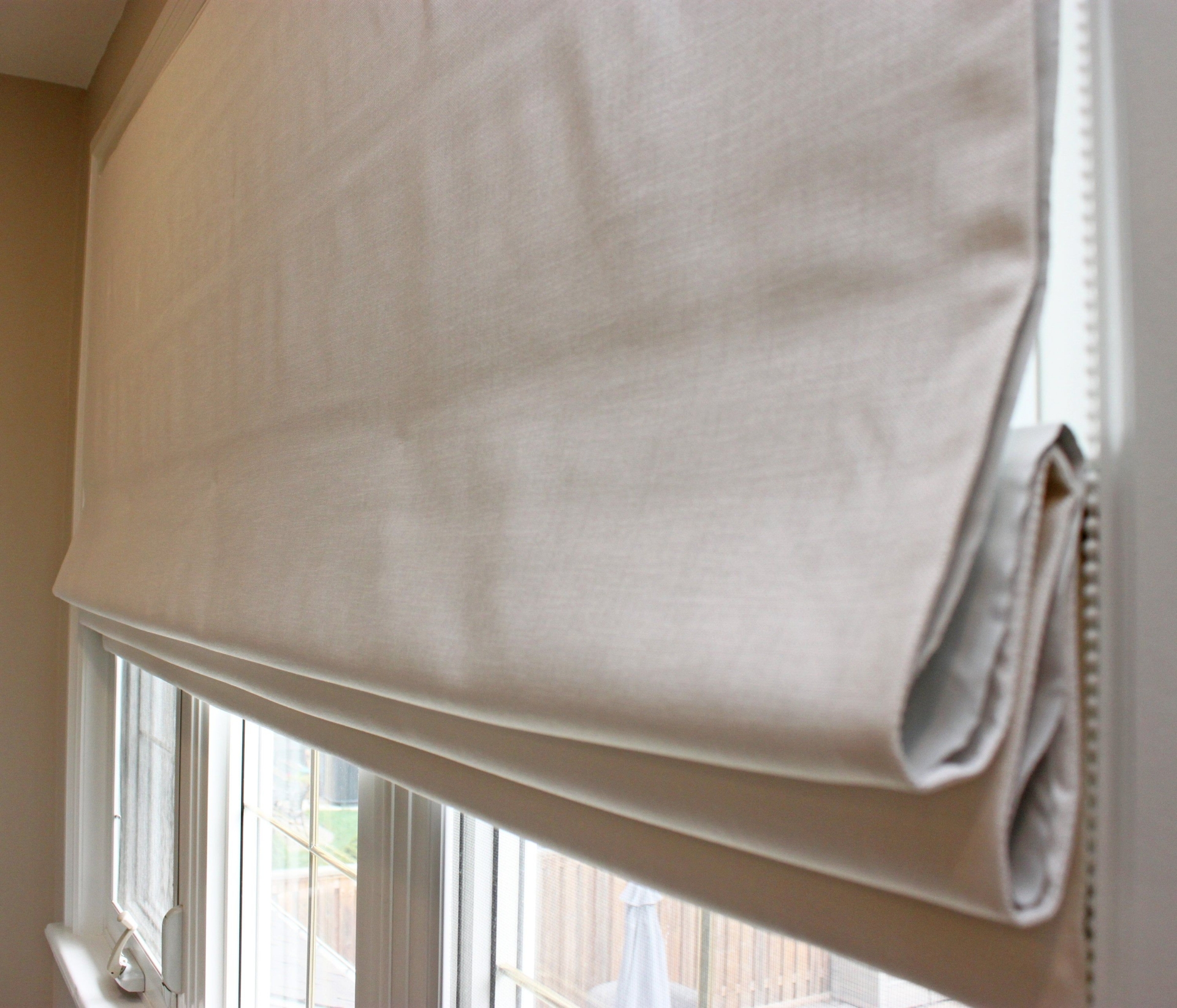 Roman Shades, roman shades for windows, roman shade with chain mechanism, custom made window treatment