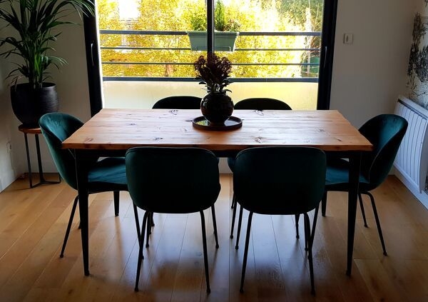 Table  manger en chne massif