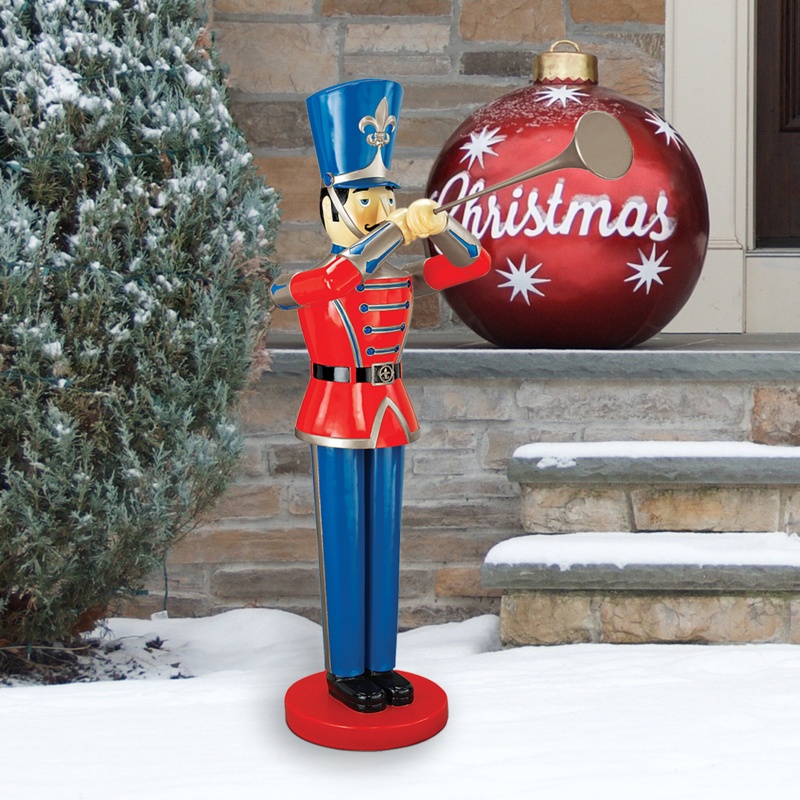 Trumpeting Solider Statue