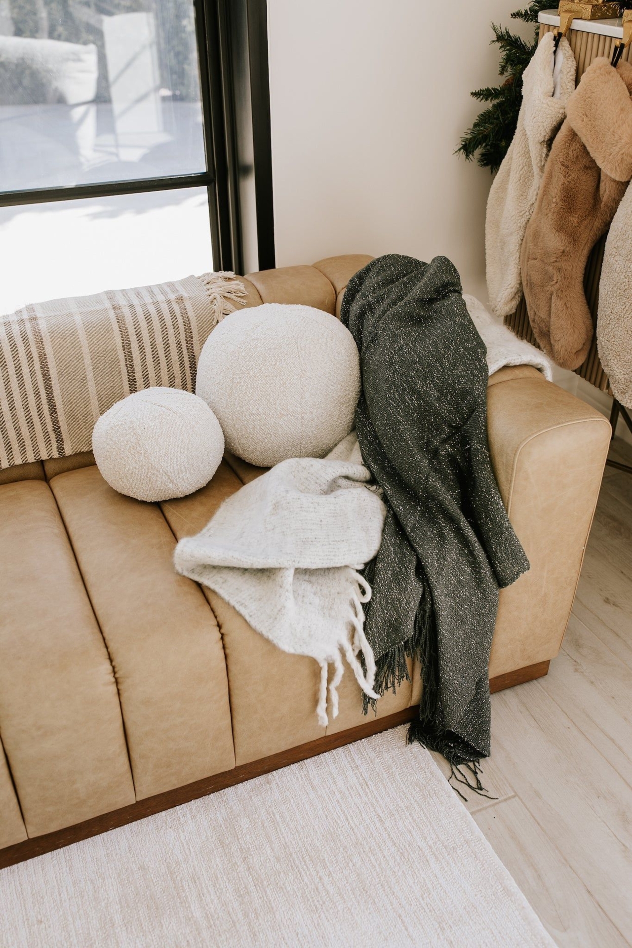 Eria Boucle Pillow - 2 Sizes - S