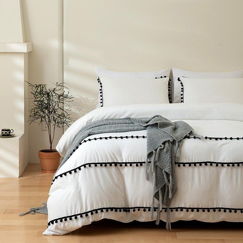 3Pcs Simple Solid Color Ball Decoration Bedding Quilt Cover Set Bedding Set Duvet Cover Set