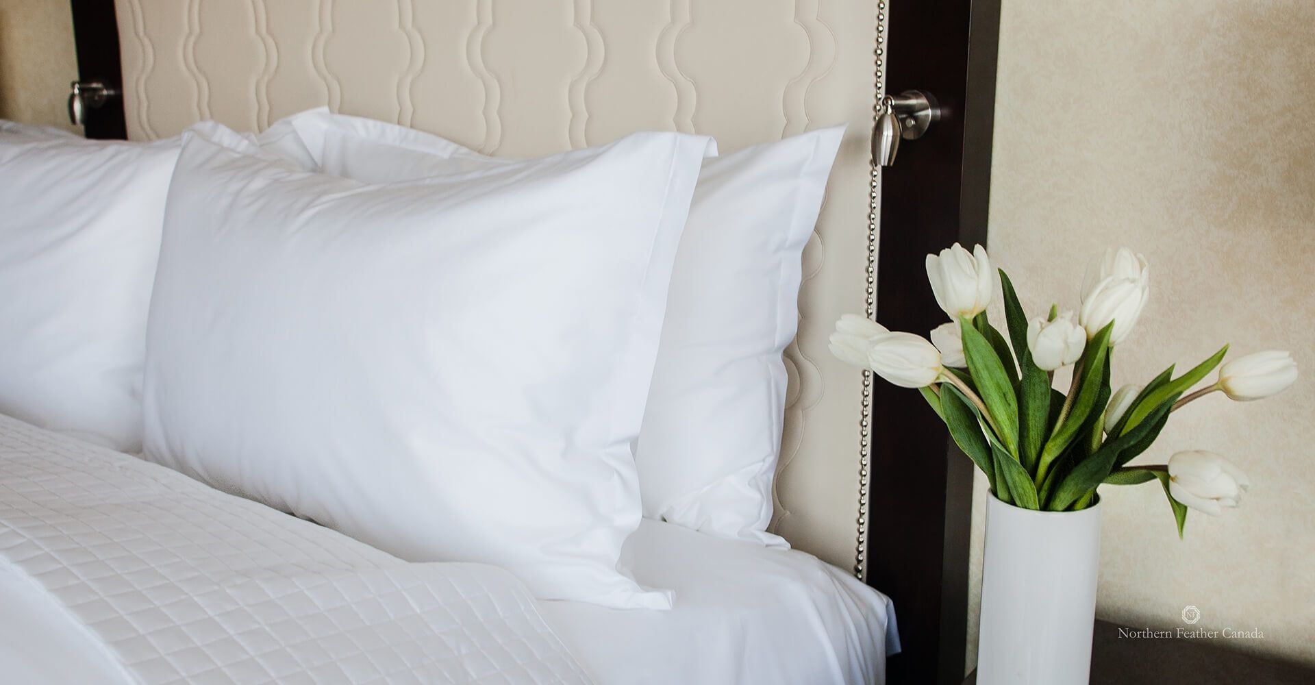 60/40 White Damask Stripe Bed Linen Sets - King