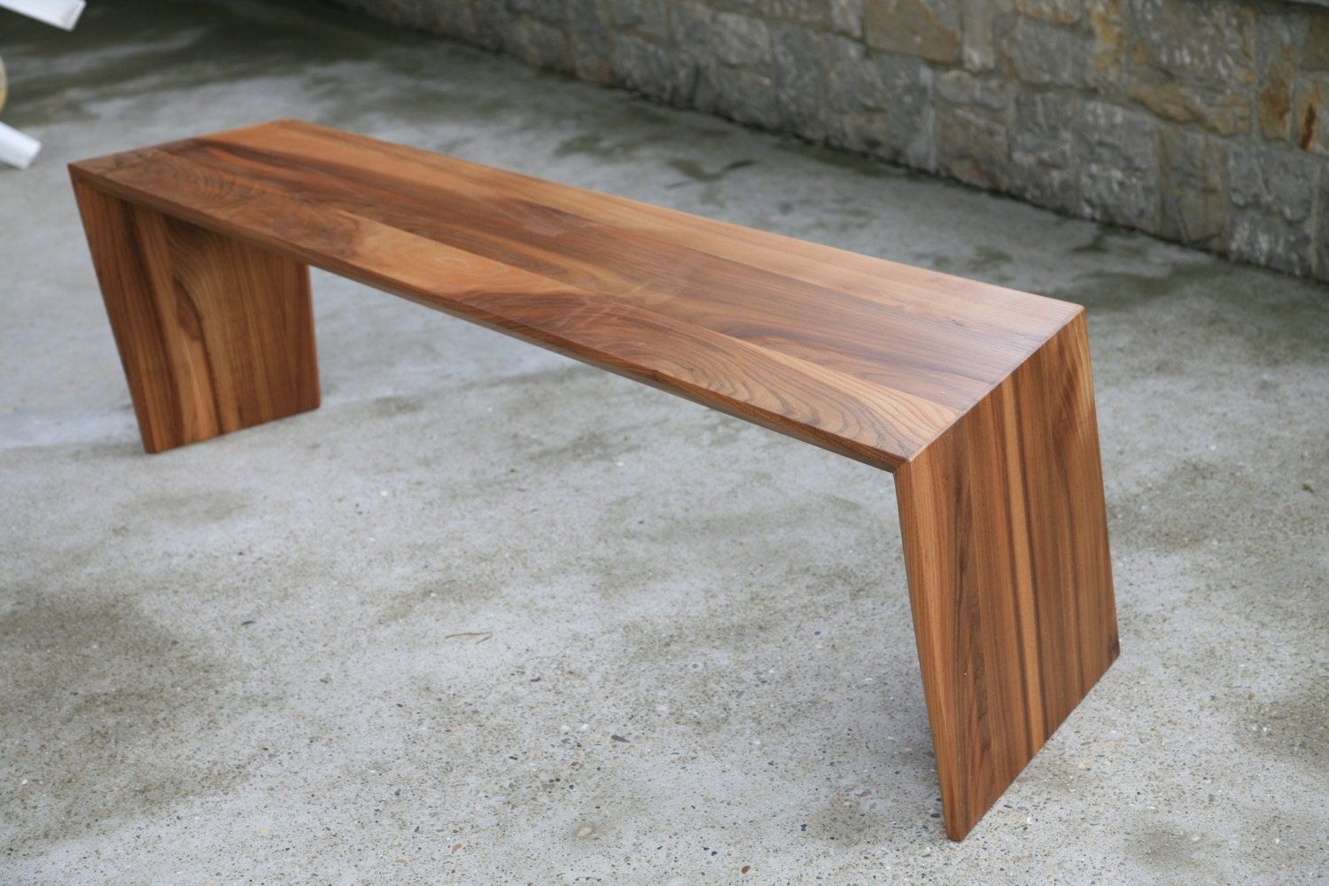 Asymmetrical bench - bigger version