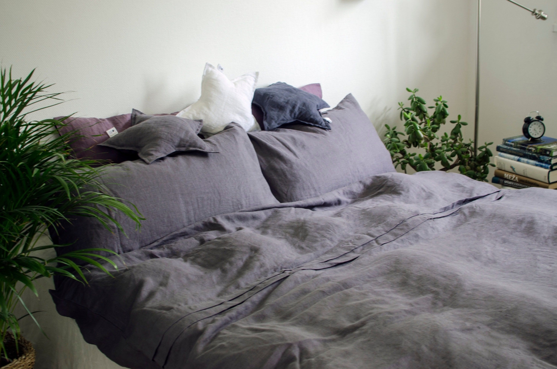 Duvet cover set, US king size, in dark grey, handmade of softened linen