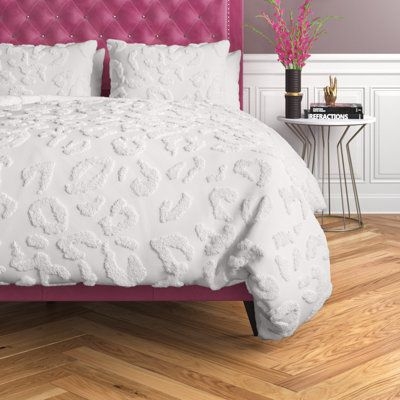 Etta Avenue Marisol Duvet Cover Set Chenille/Cotton in White, Size Full/Queen Duvet Cover + 2 Standard Shams | Wayfair | Home Decor