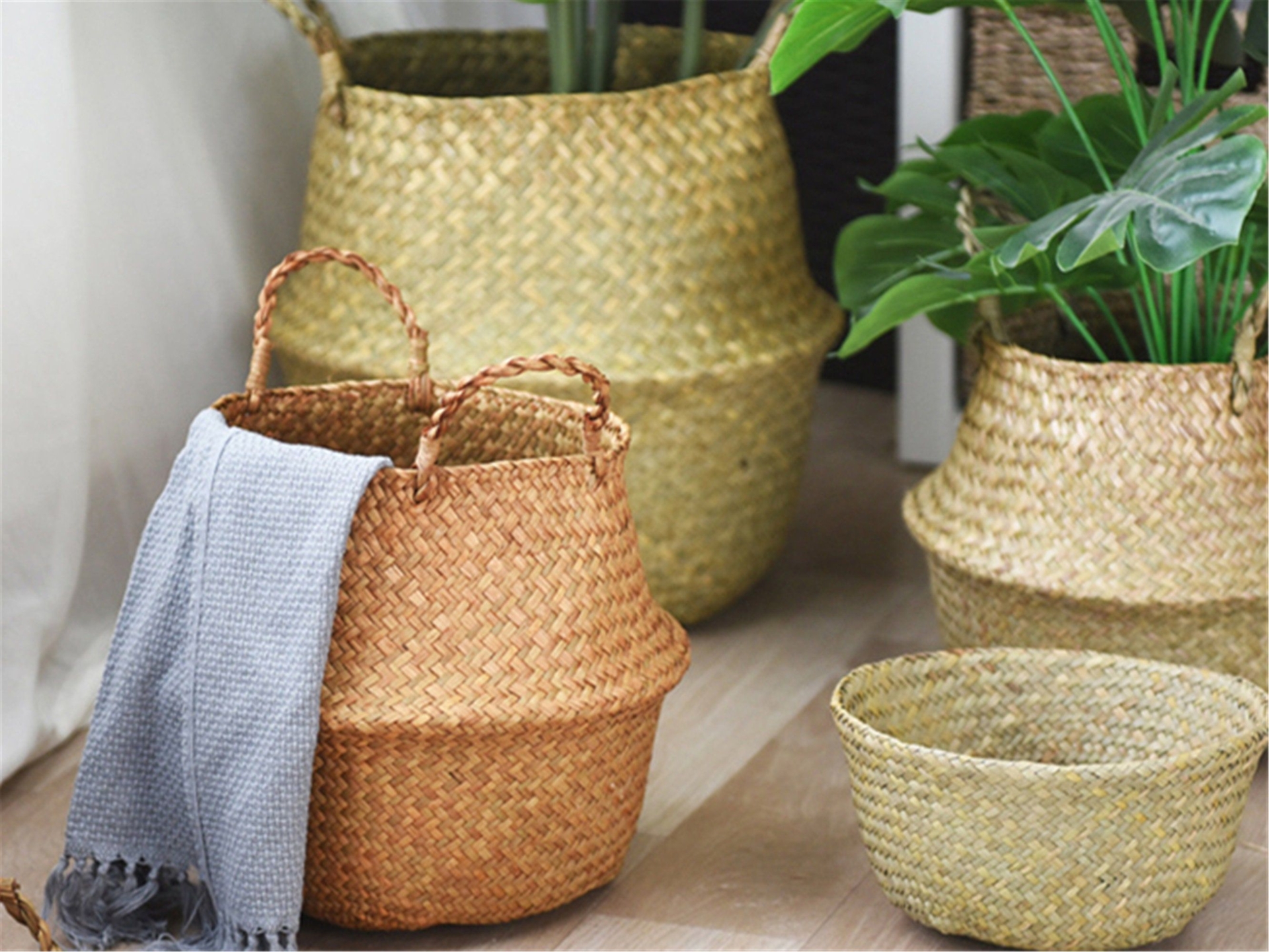 Straw basket foldable belly basket with handle straw weaving baskets flower plant pot laundry
