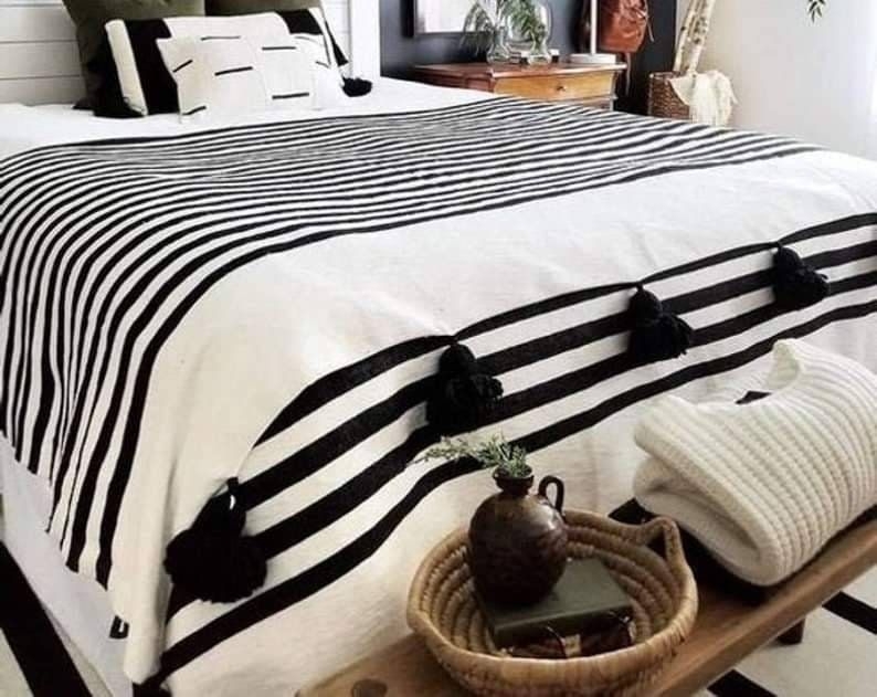 Throw blanket, custom  blanket,boho throw blanket, Pom pom  throw blanket, handwoven throw blanket,throw blanket personalized, white Black