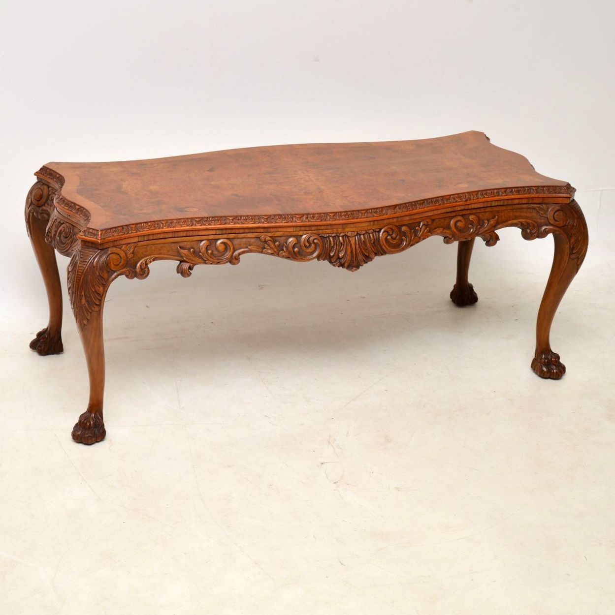 Antique Burr Walnut Coffee Table | Vinterior