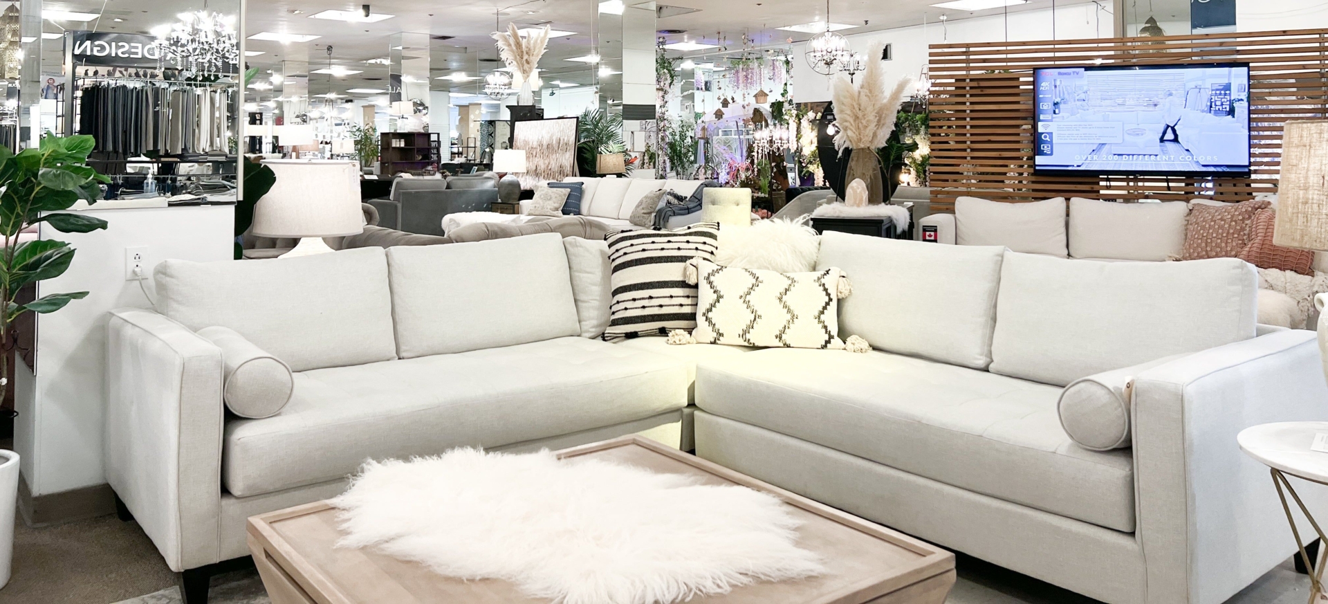 Custom 3-Piece Angela - 3-piece Sectional (LAF condo sofa/RAF condo sofa/Corner chair)