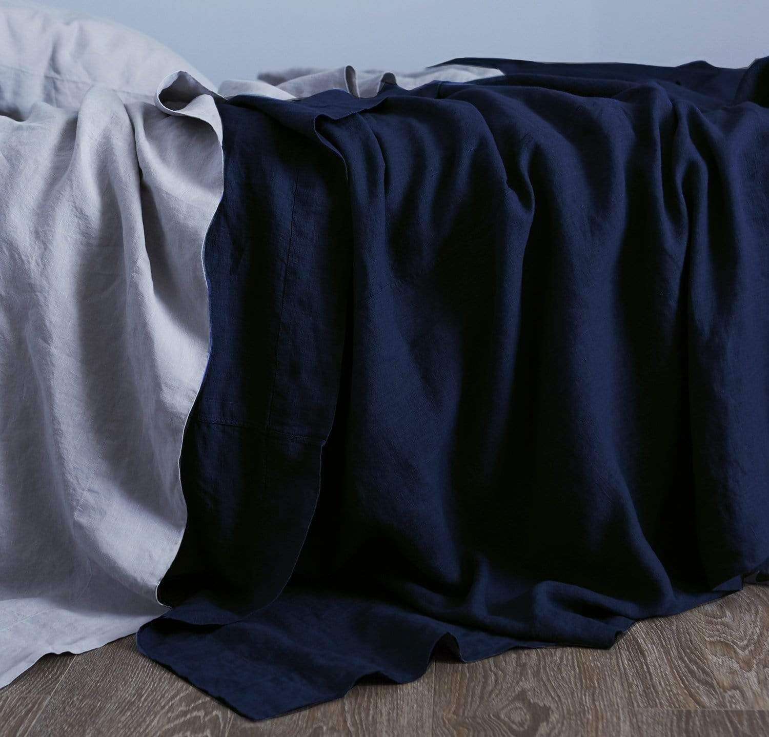 St. Barts Linen Summer Cover - azure / king