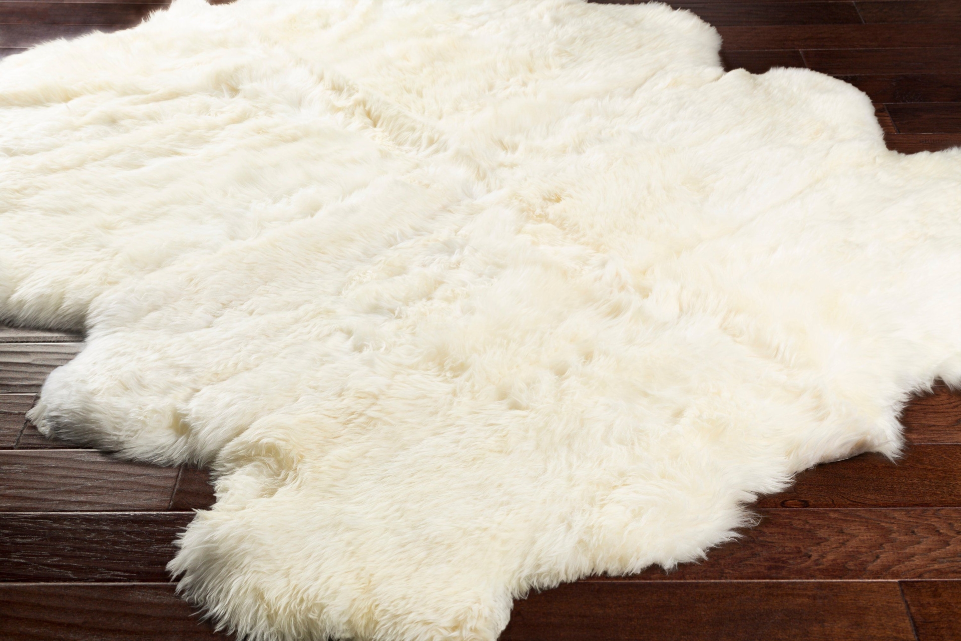 Surya Sheepskin Rug - 14325 - Size: 6' Square