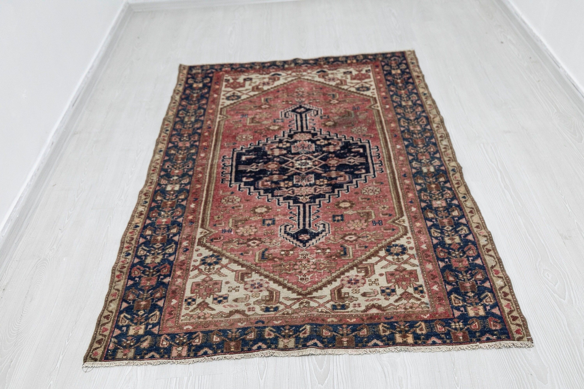 Turkish Vintage Kilim Rug - Oushak Vintage Kilim Rug - Turkish Anatolian Rug - Rug Yarn Room Decor - Gift For Mom