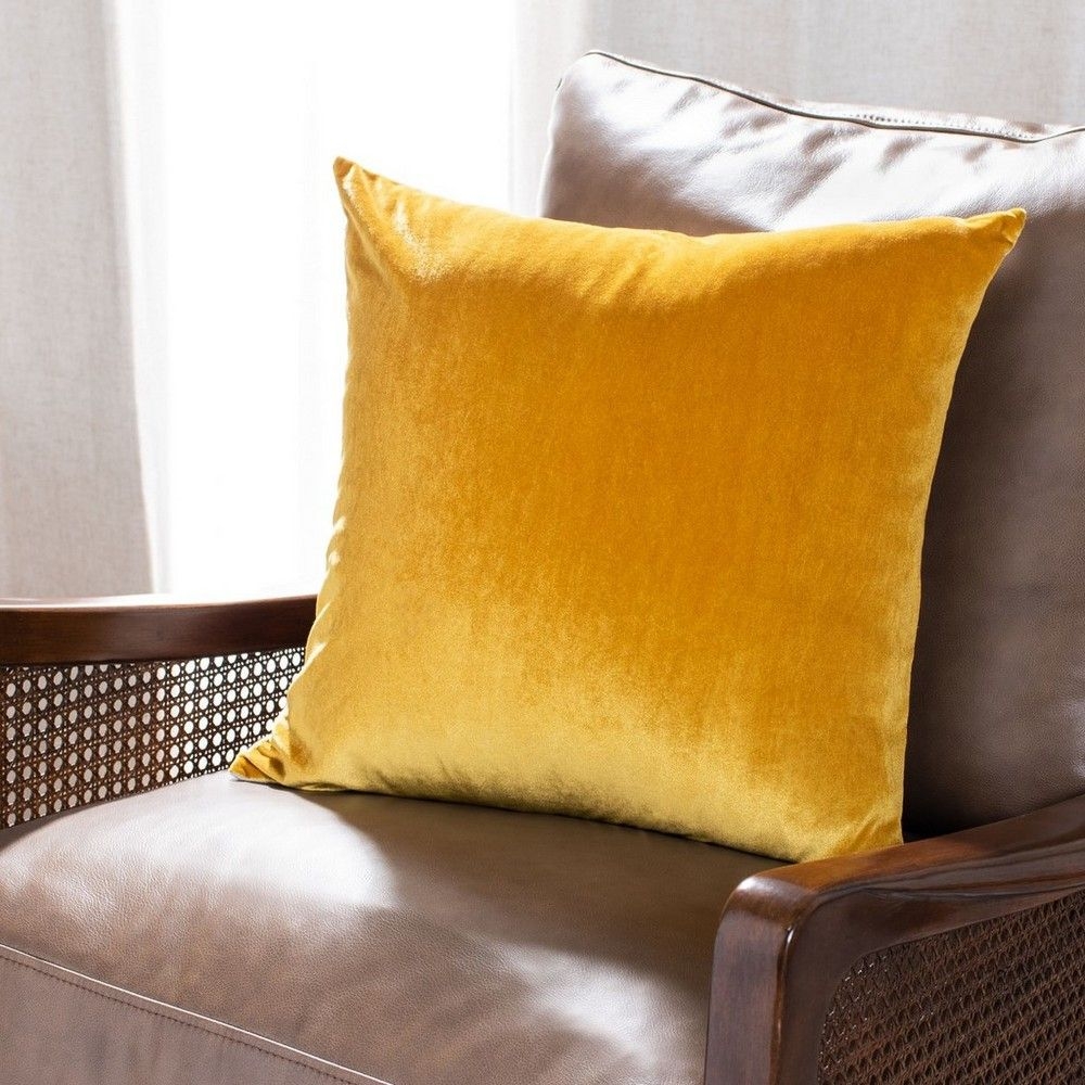 Kelsa Pillow - Mustard - 18" x 18" - Safavieh