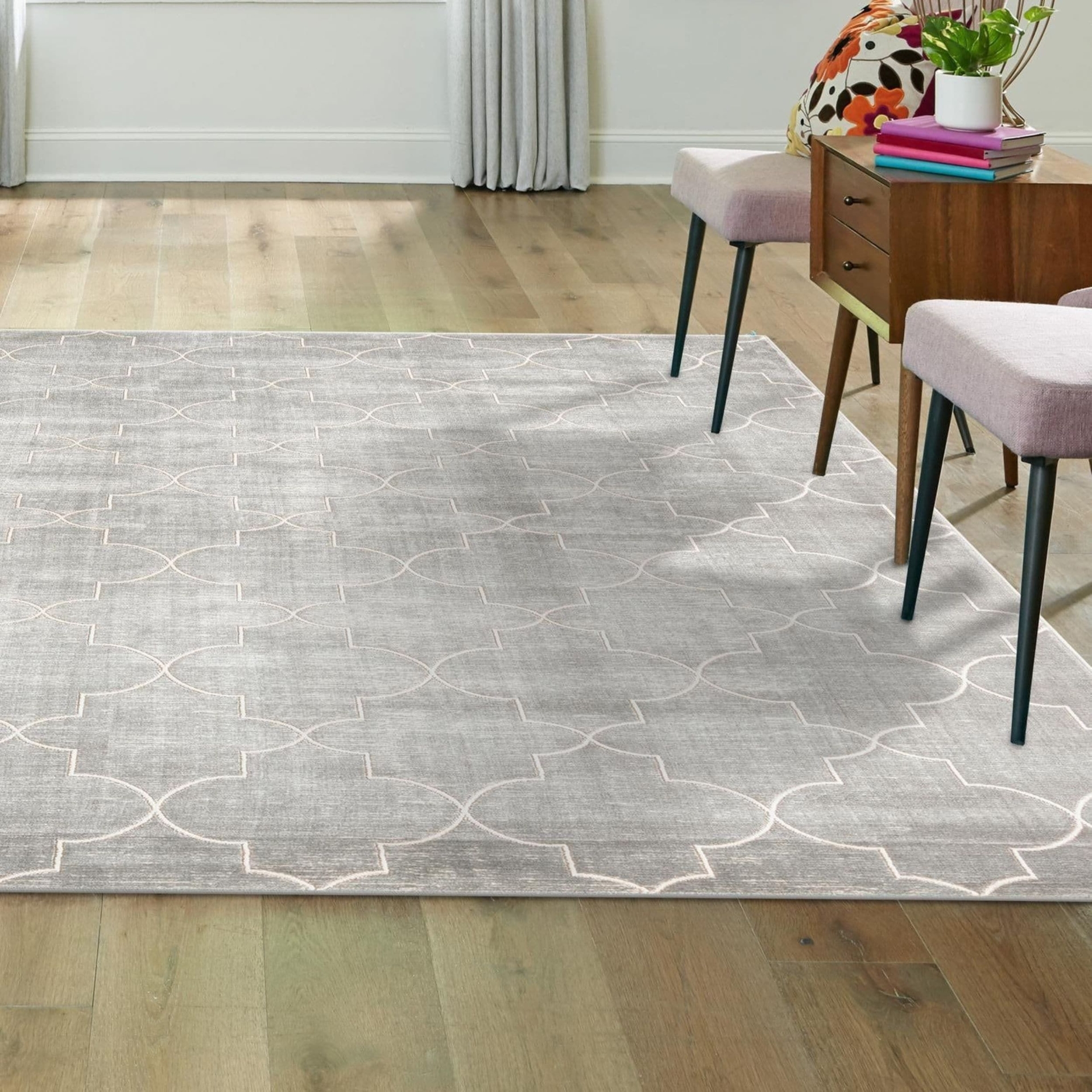 Contemporary Richye Collection Area Rug