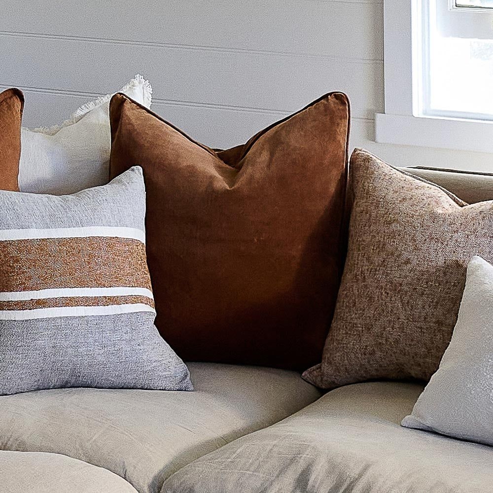 Lynette Velvet Cushion - Nutmeg - Filled Cushion / 40x60cm