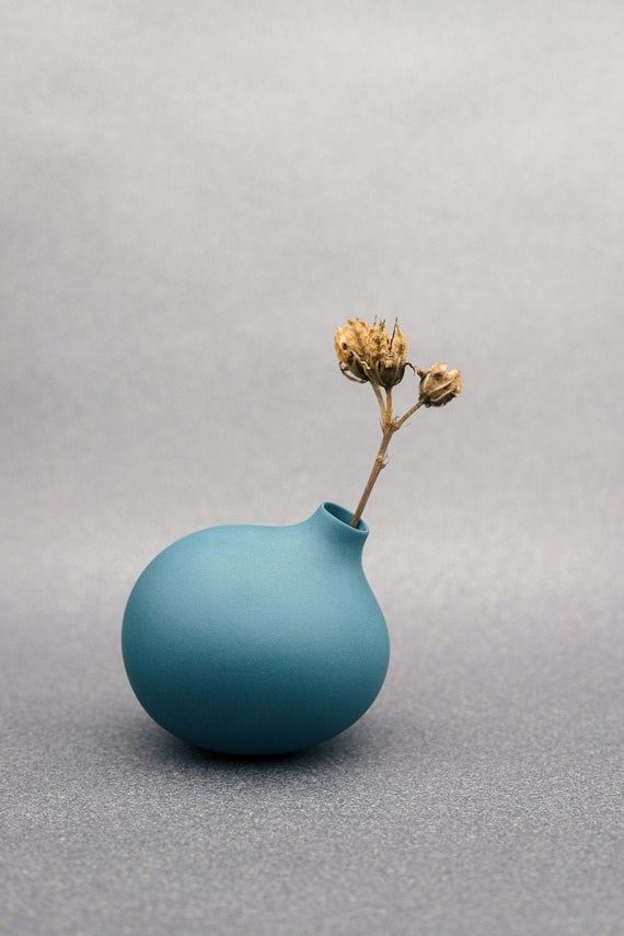 PORCELAIN DESIGN VASE/Round vase navy/ White vase imo/Porcelain flower holder/Round shape vase/ East