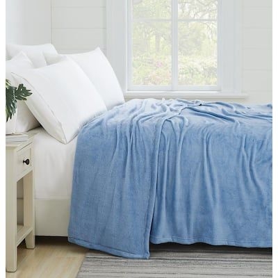 SOUTHSHORE FINE LINENS Blue Premium Fleece Full/Queen Blanket