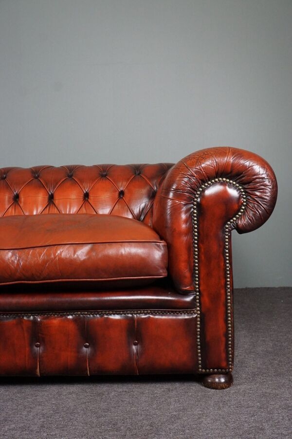 Canap Chesterfield 2,5 places en cuir de vachette
