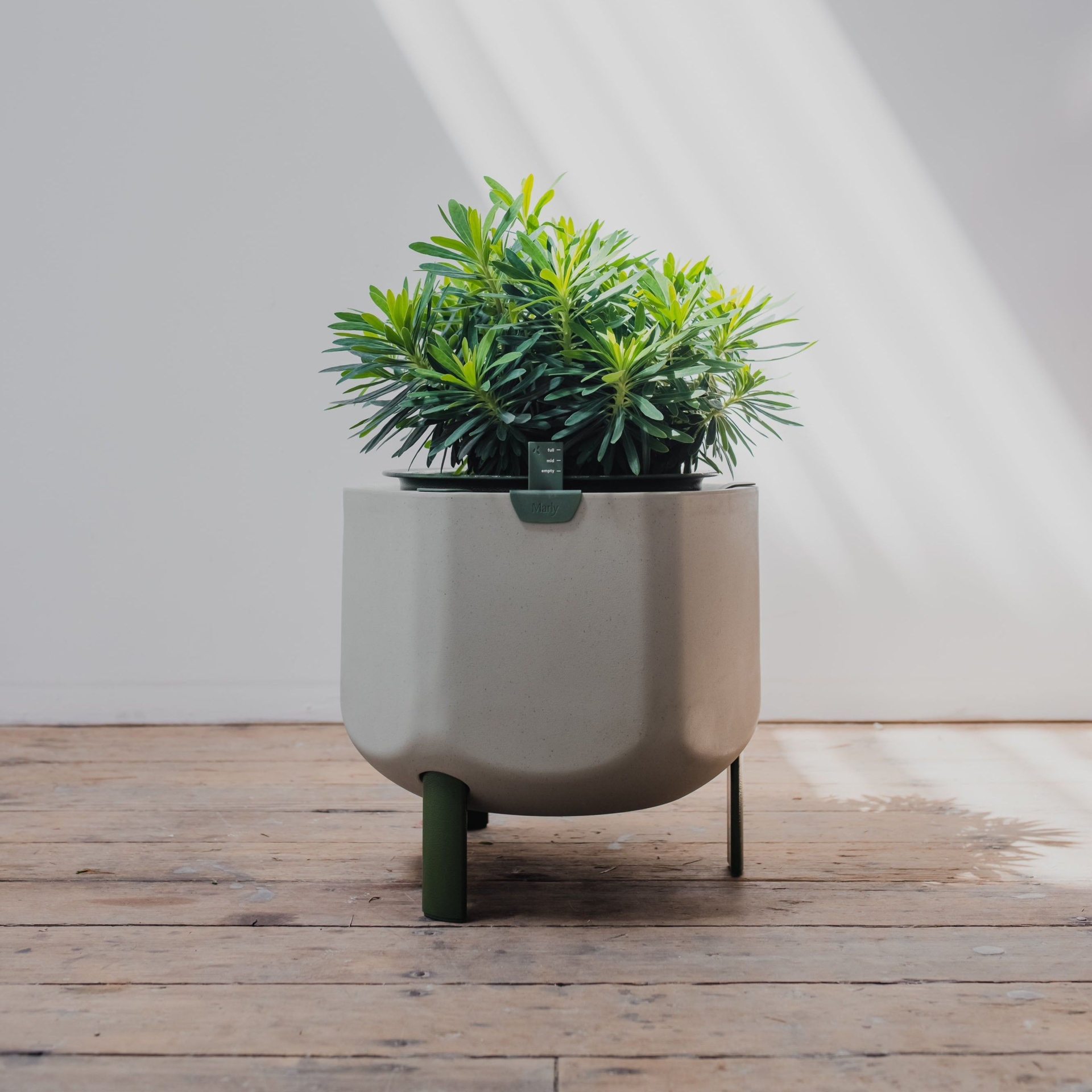 Marlys Self-Watering Planter - Sage Green / Small / Without Extensions Legs