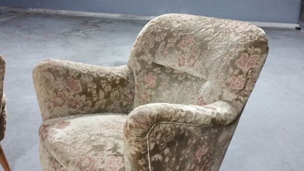 Paire de fauteuils  fleurs annes 50