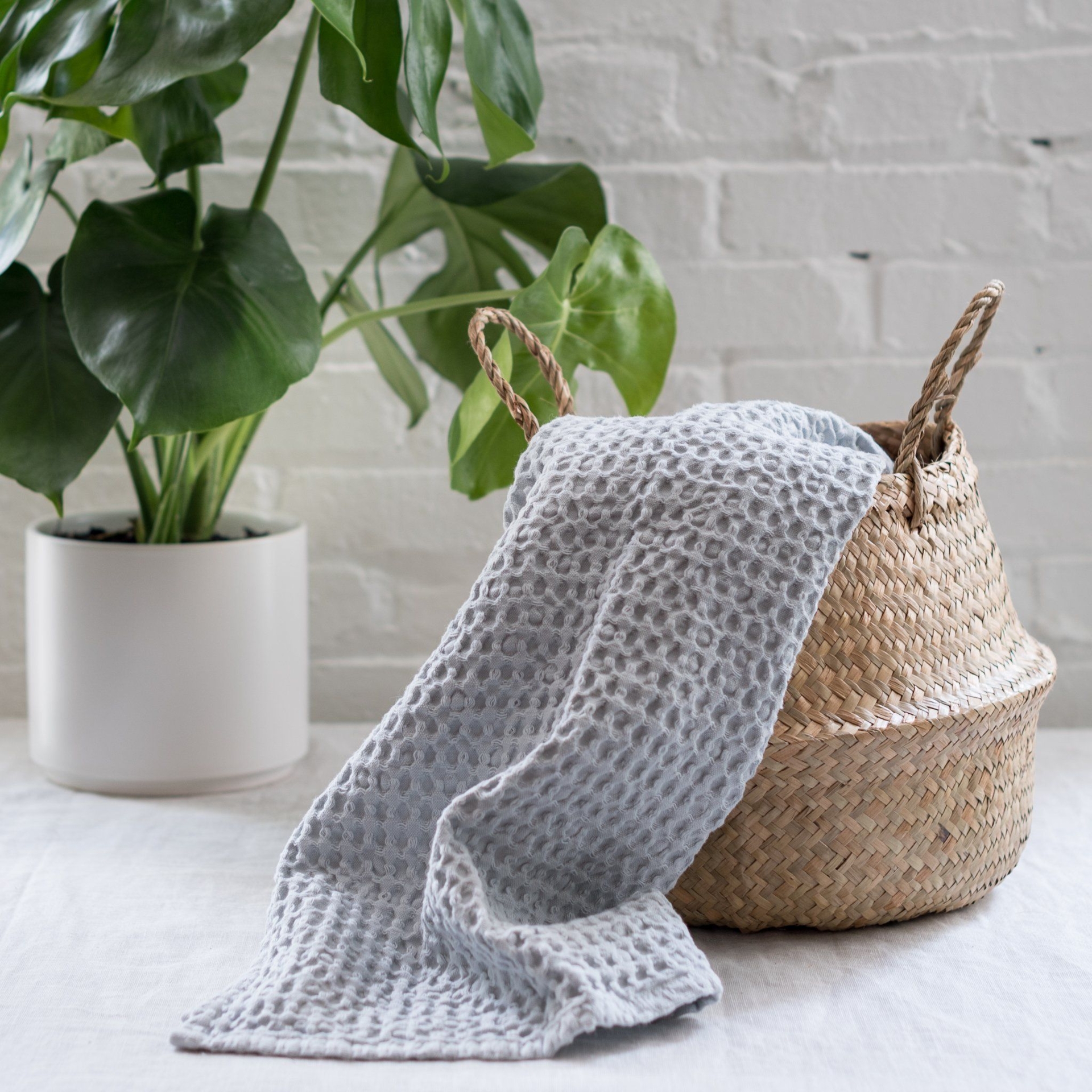 Caro Waffle Hand Towel - Microchip