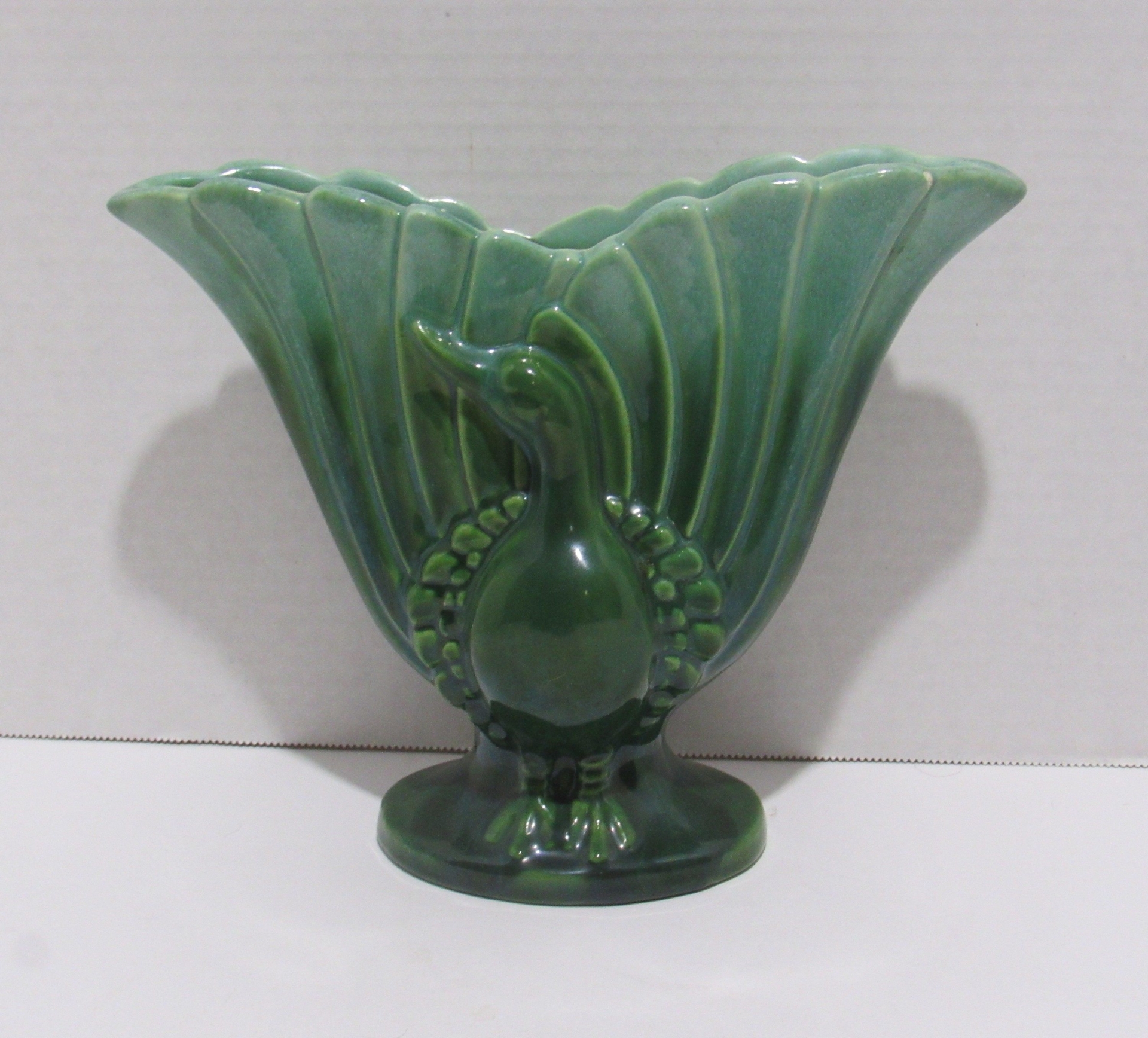 GREEN PEACOCK VASE envelope type, flared edge