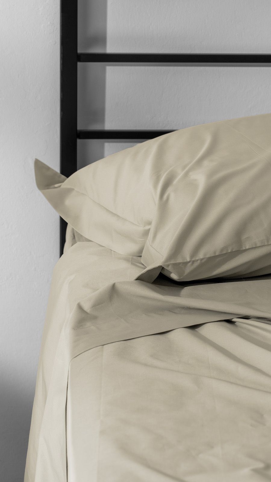 Letto "Infinito": Federa in percalle di puro cotone - 8 colori - SABBIA SCURO